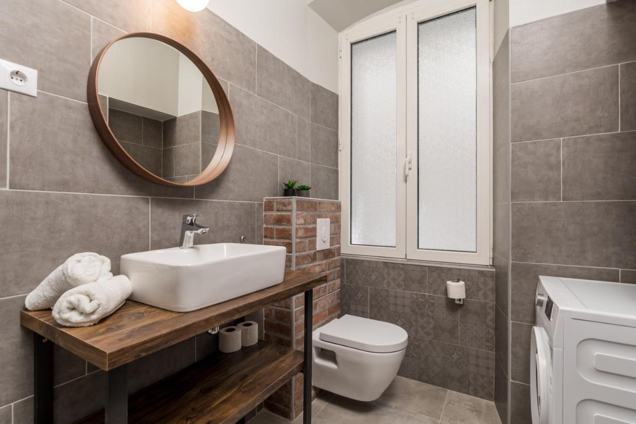 Apartments Porto Marina 2 Rijeka Ngoại thất bức ảnh